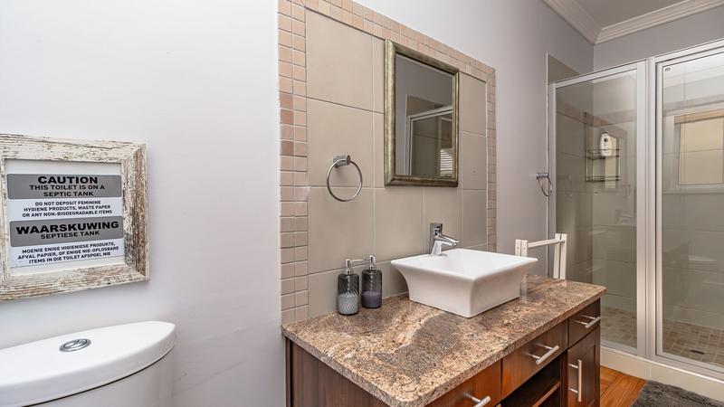 5 Bedroom Property for Sale in Southern Cross Western Cape